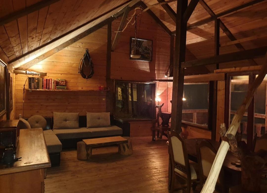 Log Cabin Belgrade Extérieur photo