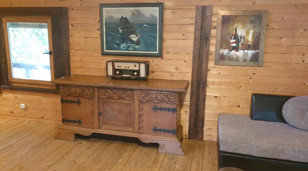Log Cabin Belgrade Extérieur photo